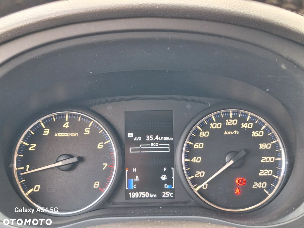 Mitsubishi Outlander 2.0 2WD SUV-Star - 29