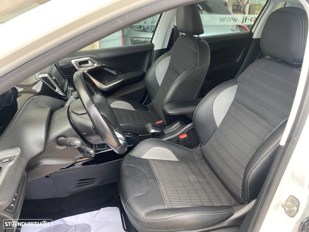 Peugeot 2008 PureTech 110 Stop&Start Allure - 37