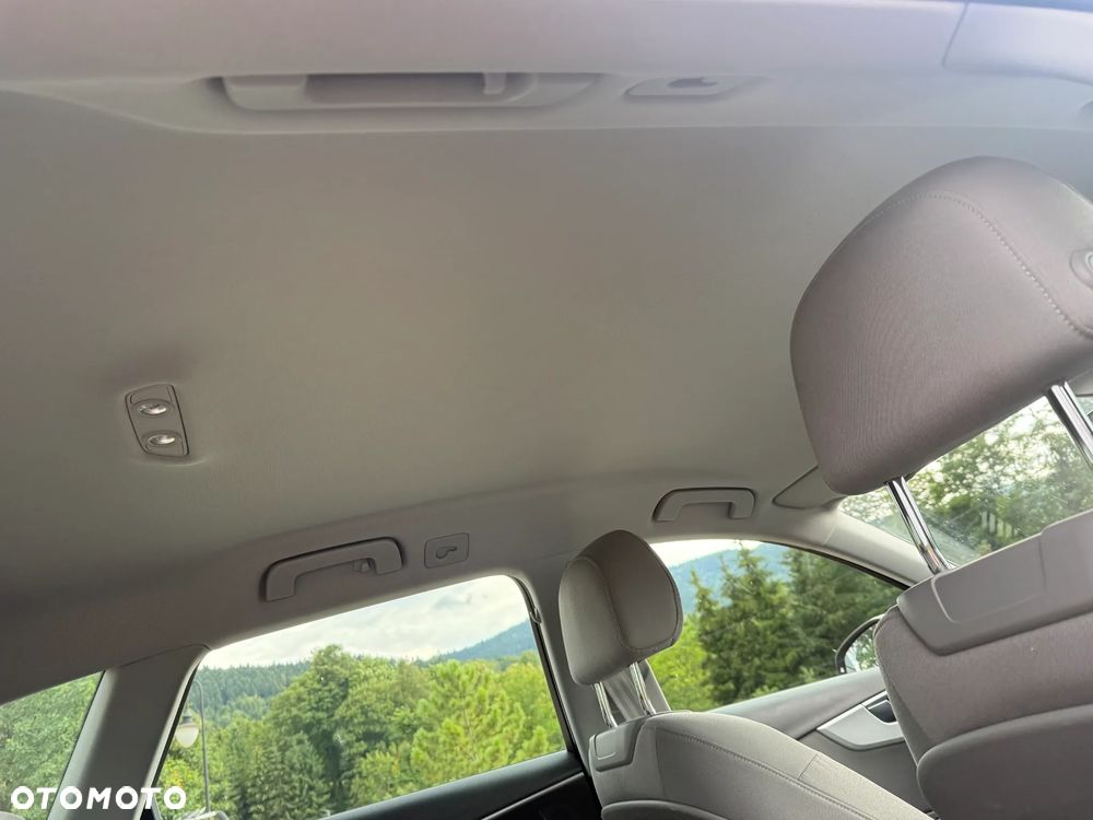 Audi A4 Avant 2.0 TDI ultra S tronic - 21