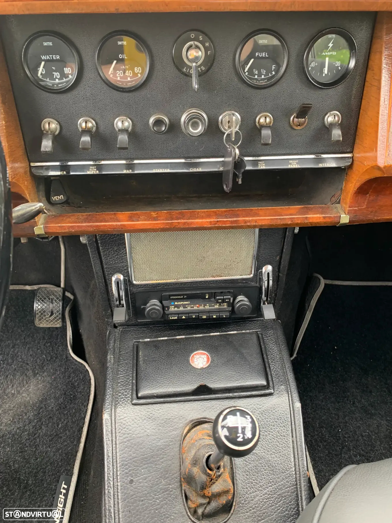 Jaguar MK II - 24