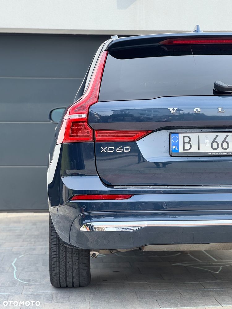 Volvo XC 60 B5 B AWD Inscription - 12