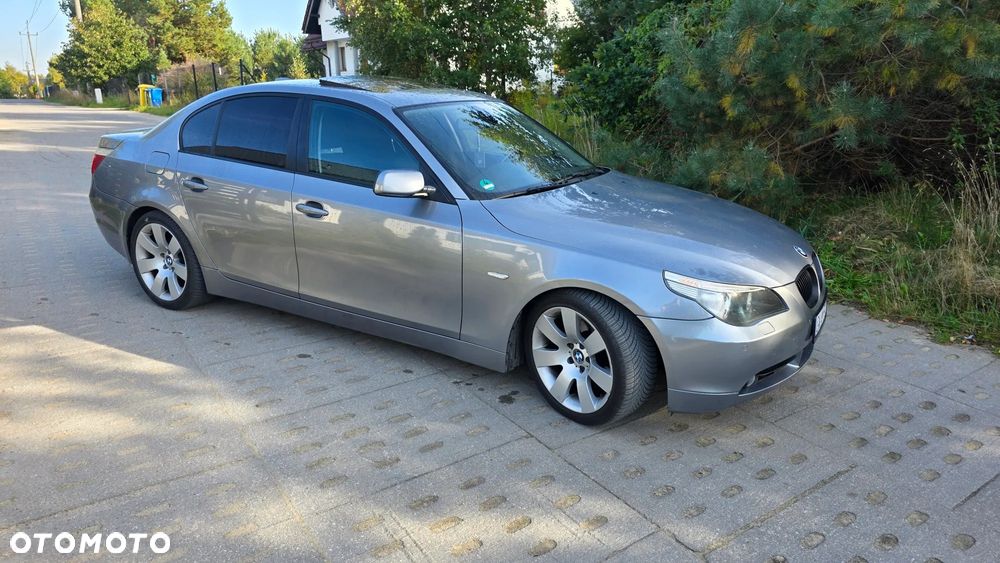 BMW 5 Series 2004 photo 5