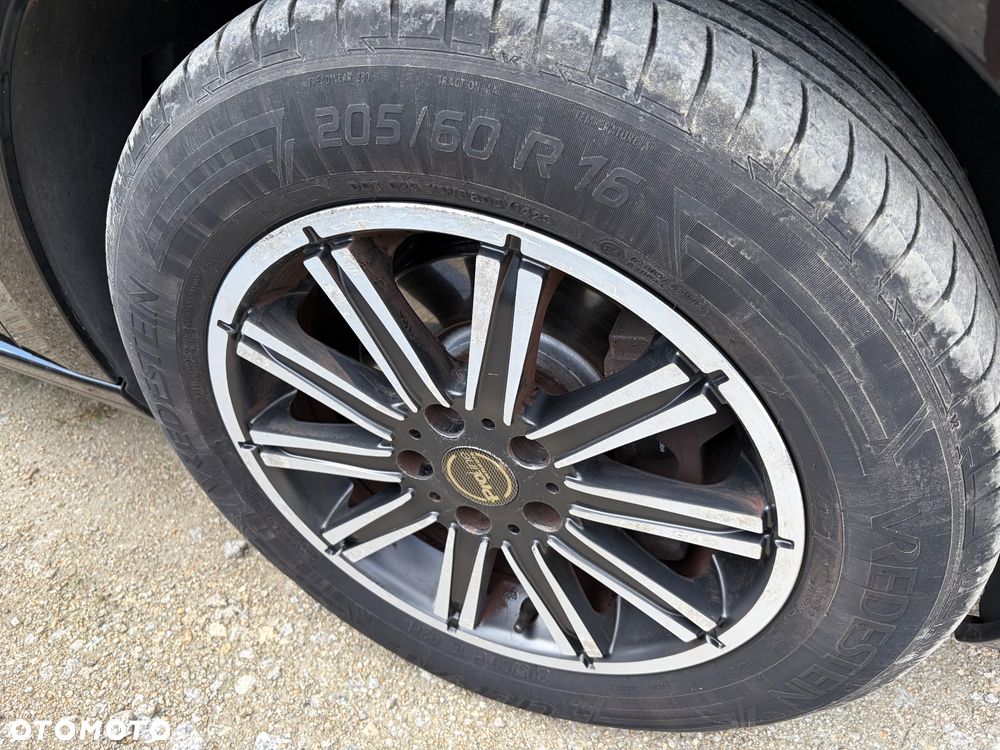 Citroën C4 Picasso e-HDi 115 Intensive - 26