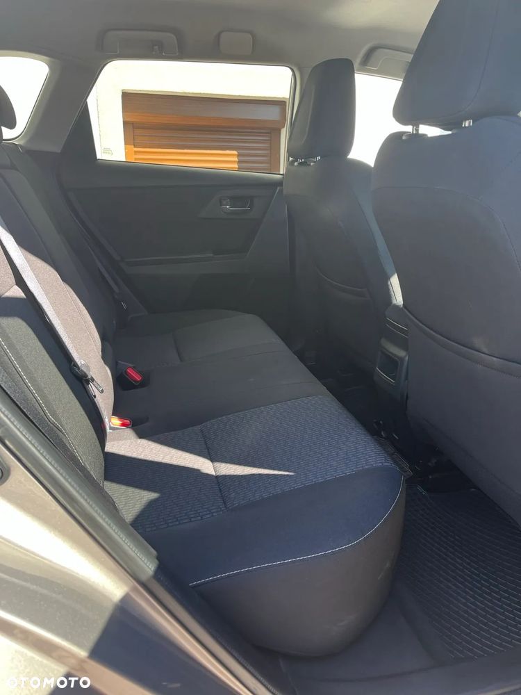 Toyota Auris 1.6 Active - 9
