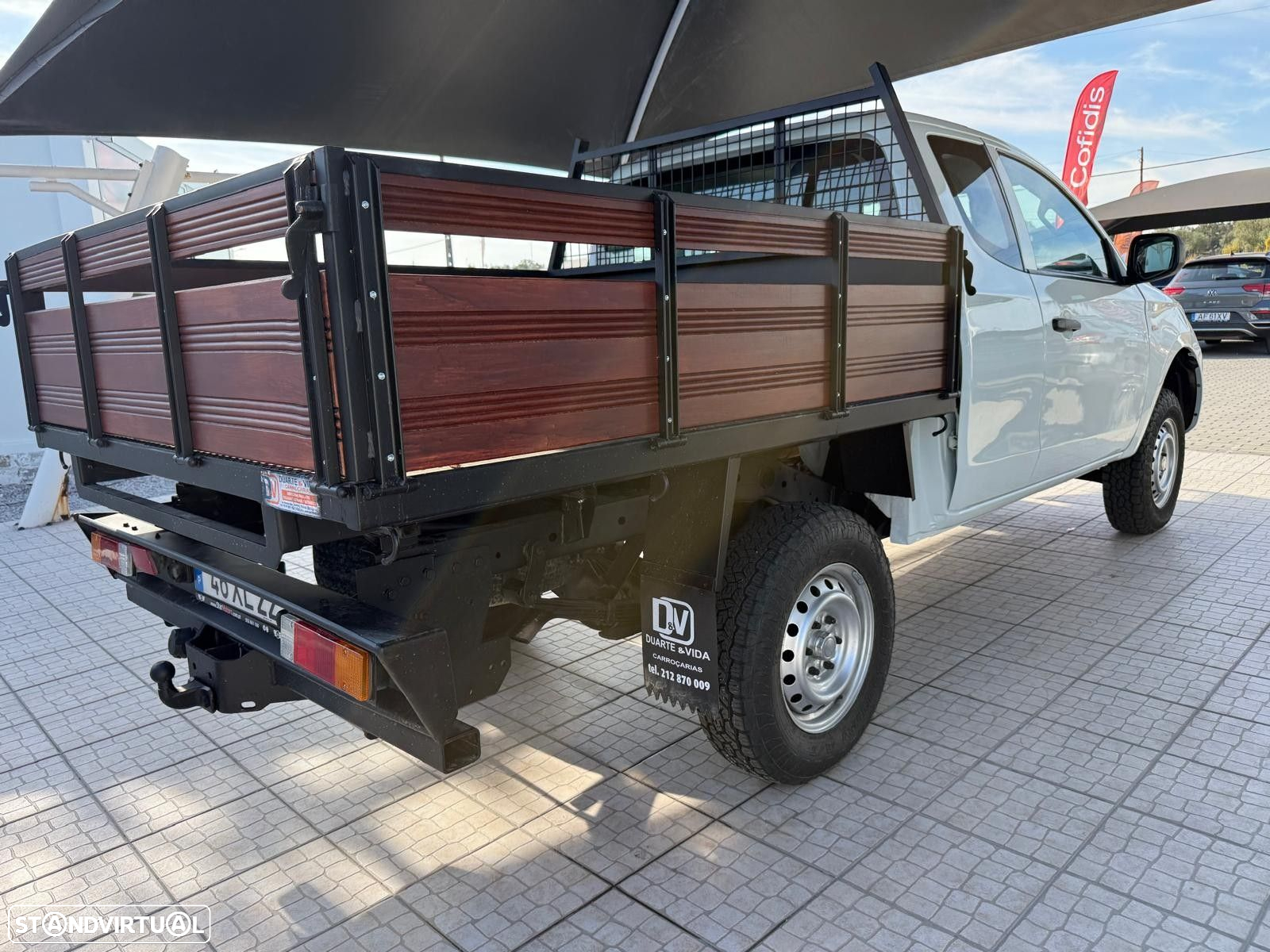 Mitsubishi L200 2.4 DI-D Club Campera 4WD - 9