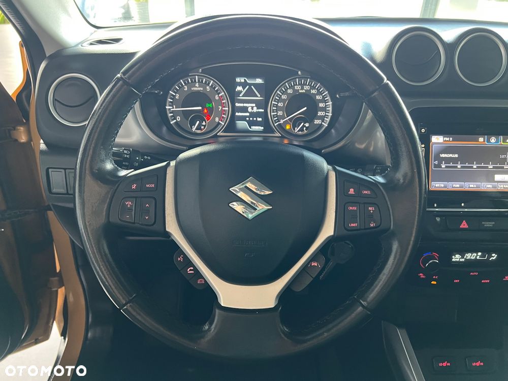 Suzuki Vitara - 22