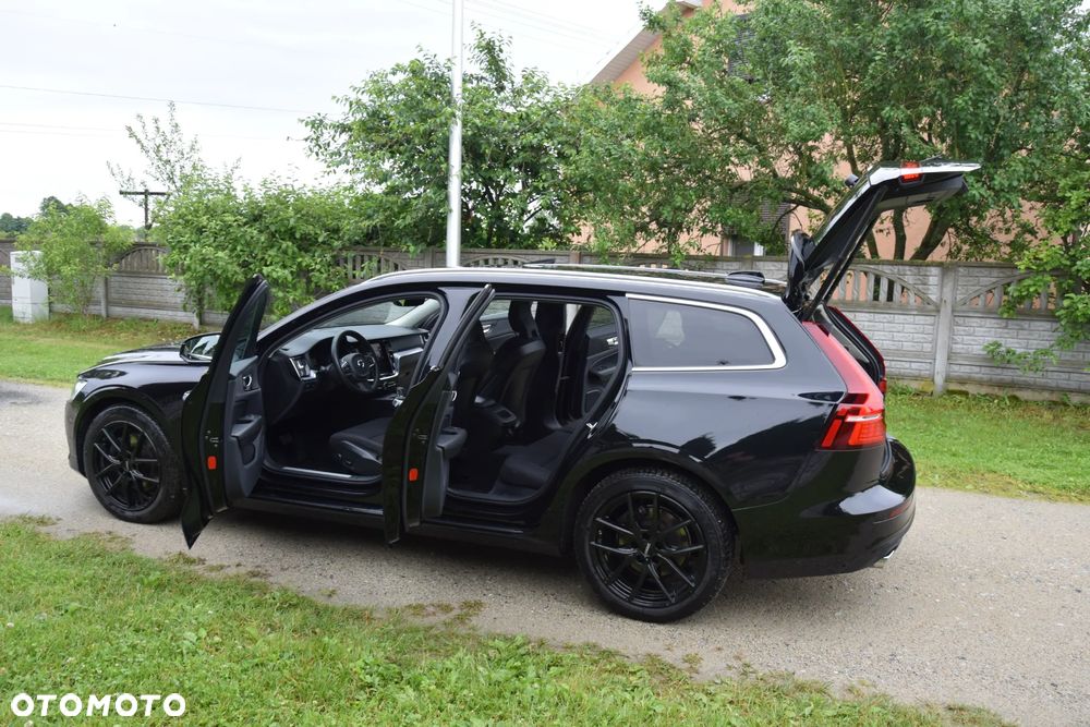 Volvo V60 B4 D Geartronic Momentum Pro - 19