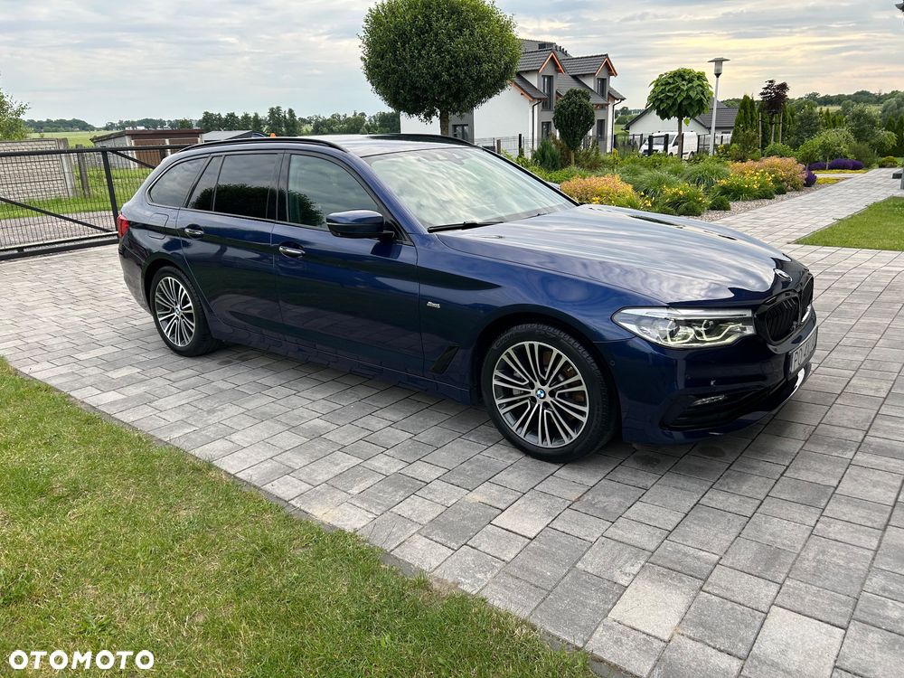 BMW Seria 5 525d Sport Line - 4