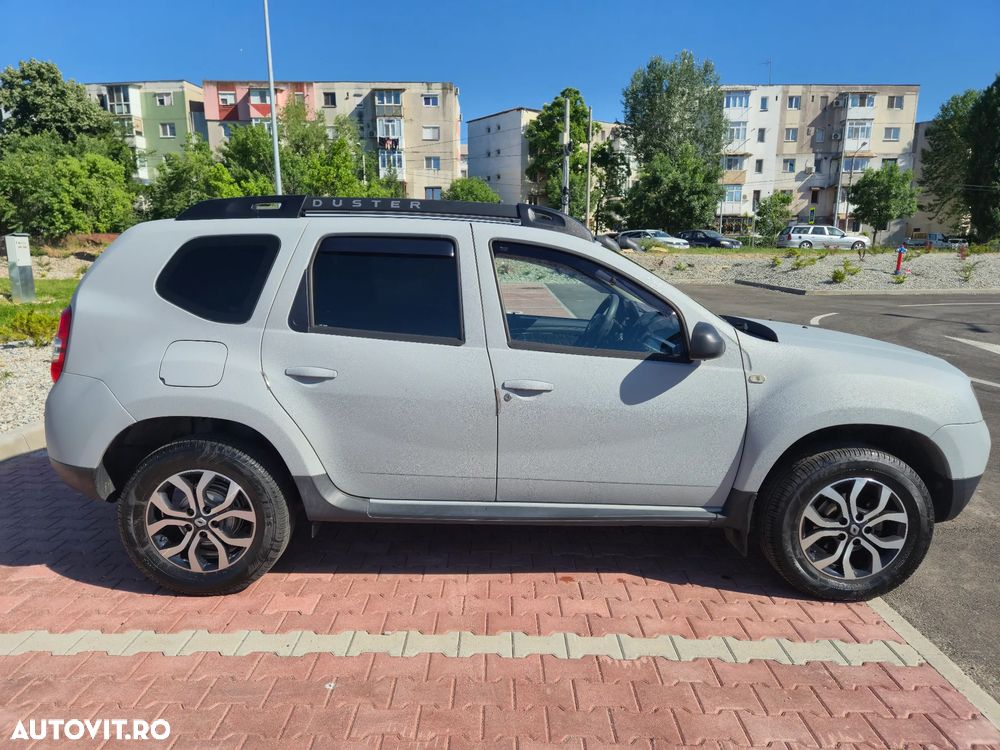 Dacia Duster 1.6 16V 4x2 Laureate - 3