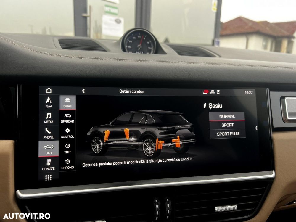 Porsche Cayenne Turbo - 26