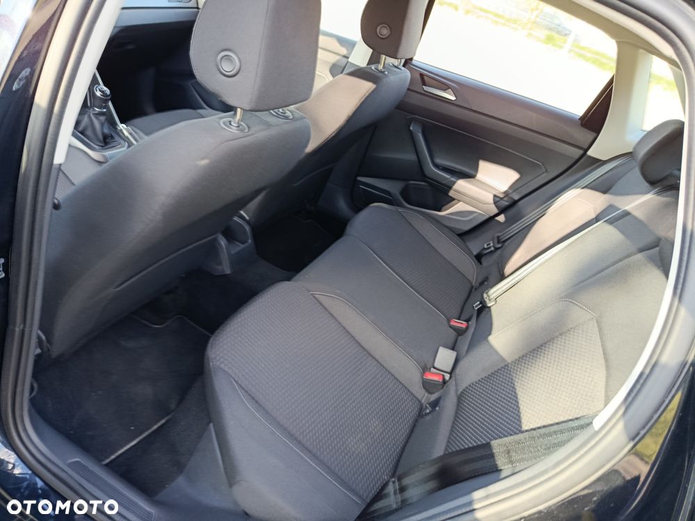 Volkswagen Polo - 8