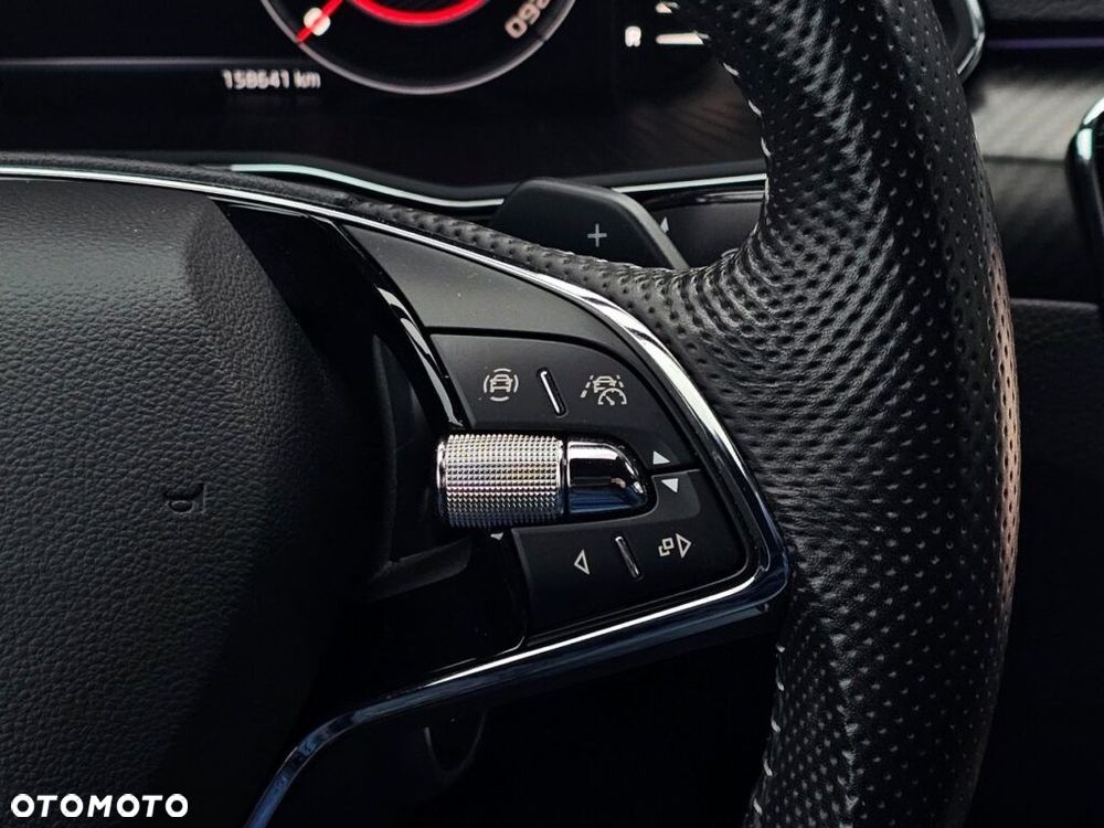 Skoda Superb 2.0 TSI Sportline DSG - 25