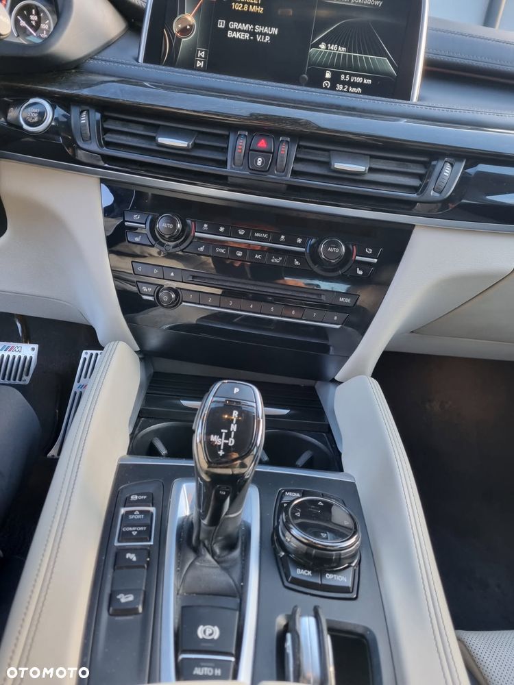 BMW X6 xDrive40d - 8