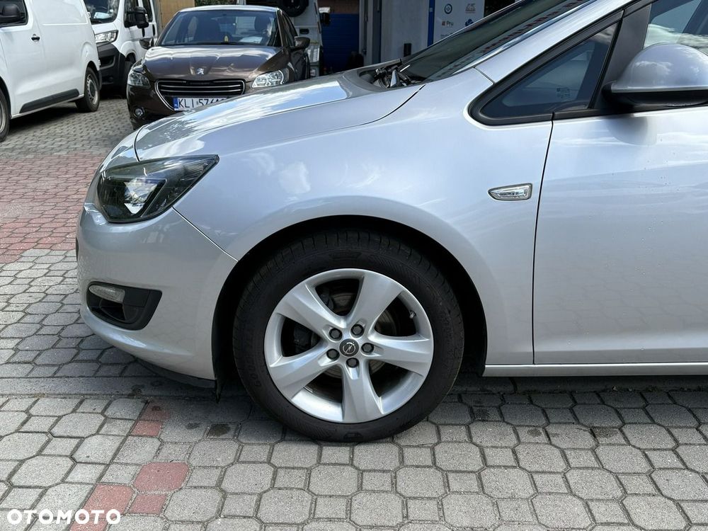 Opel Astra - 10