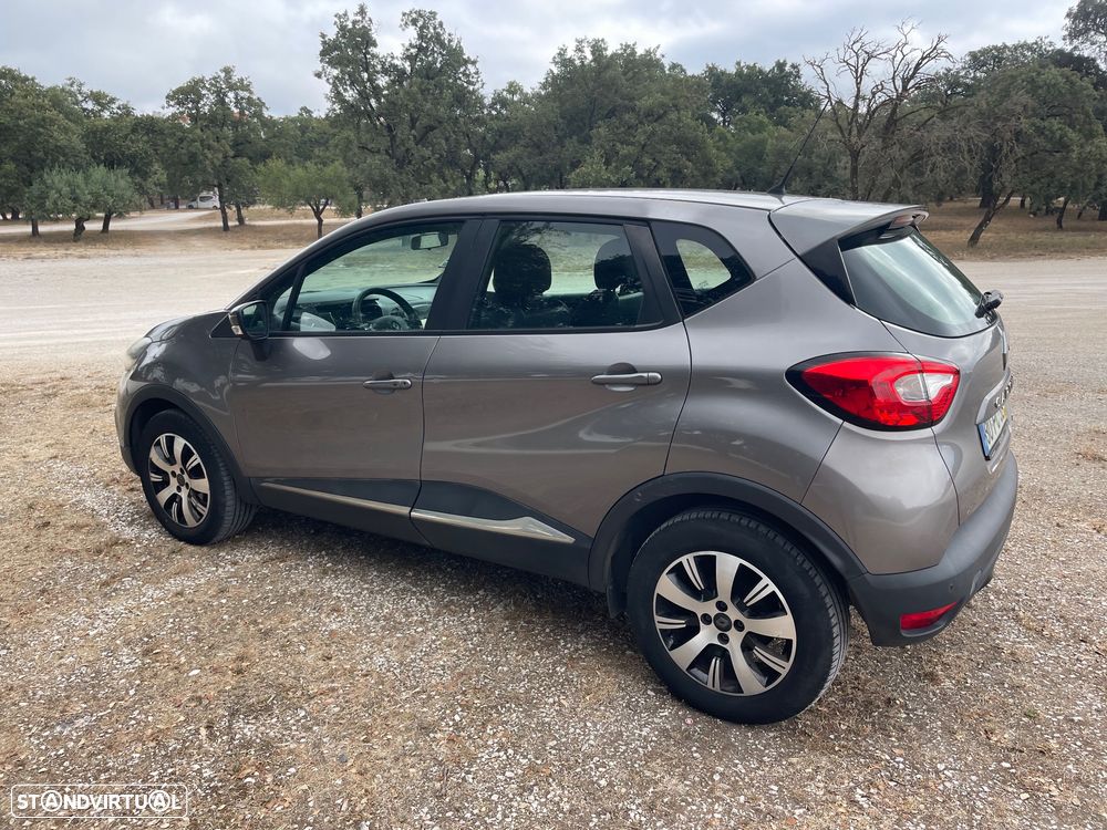 Renault Captur 0.9 TCE Exclusive - 9