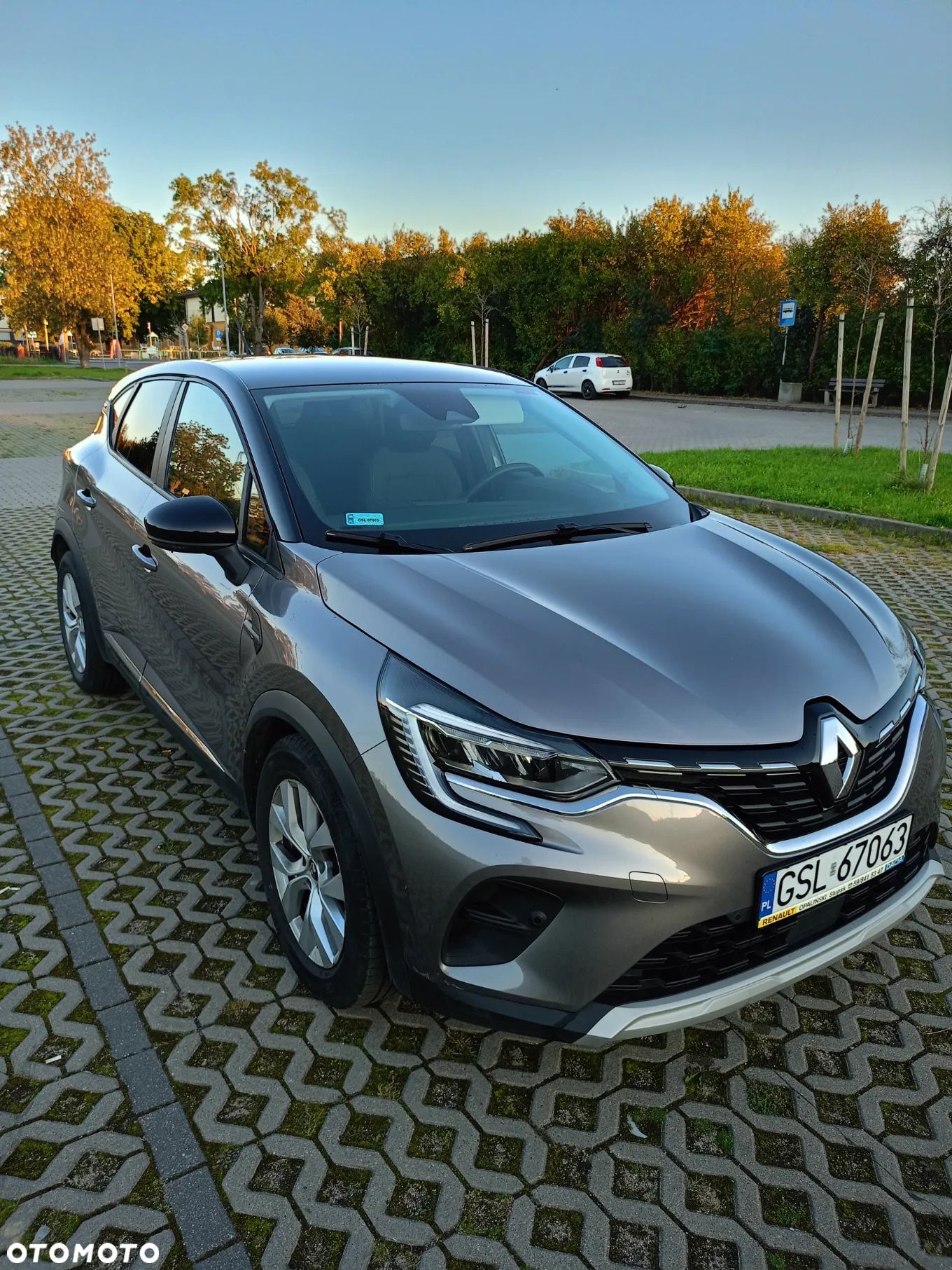 Renault Captur 1.0 TCe Zen - 1
