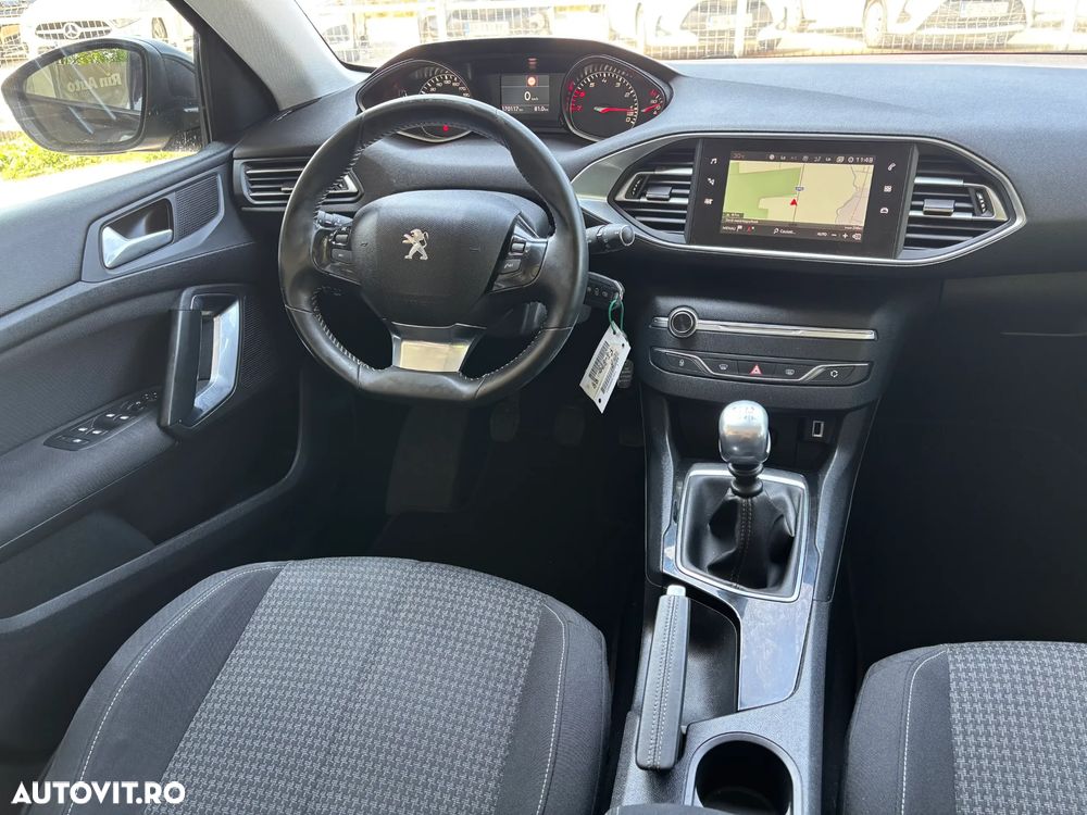 Peugeot 308 PureTech 110 Active Pack - 17