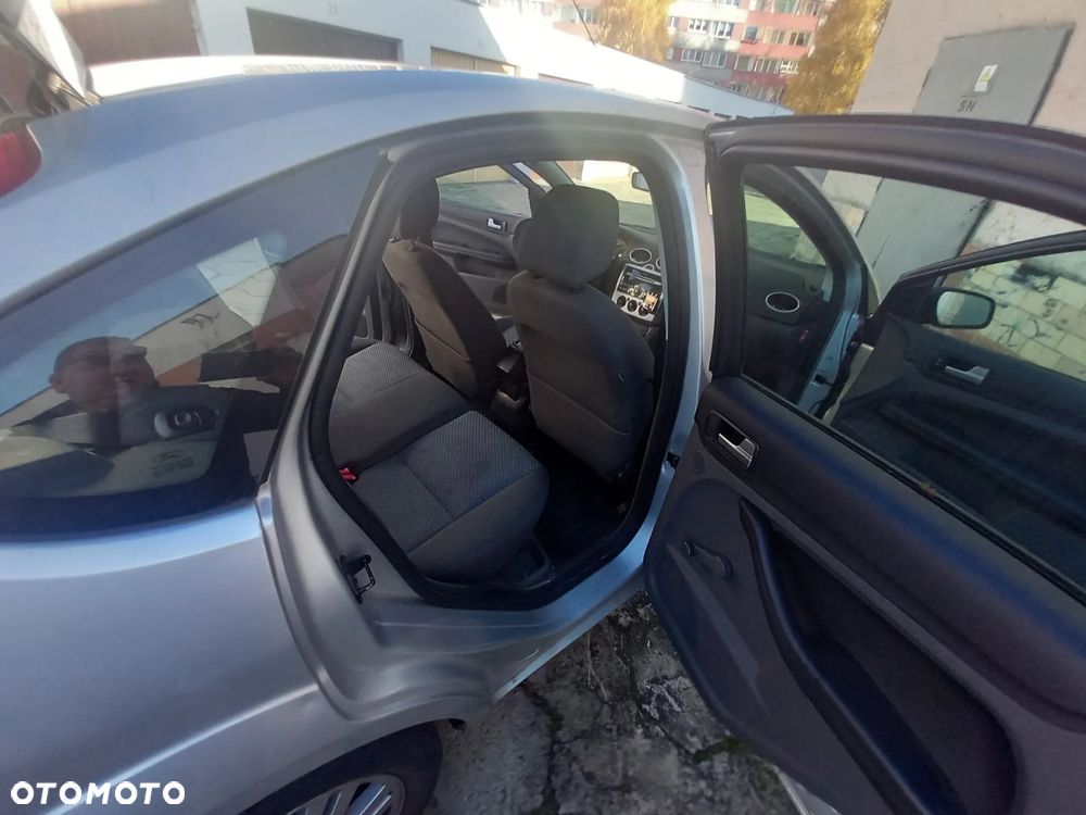 Ford Focus 1.6 Gold X - 10