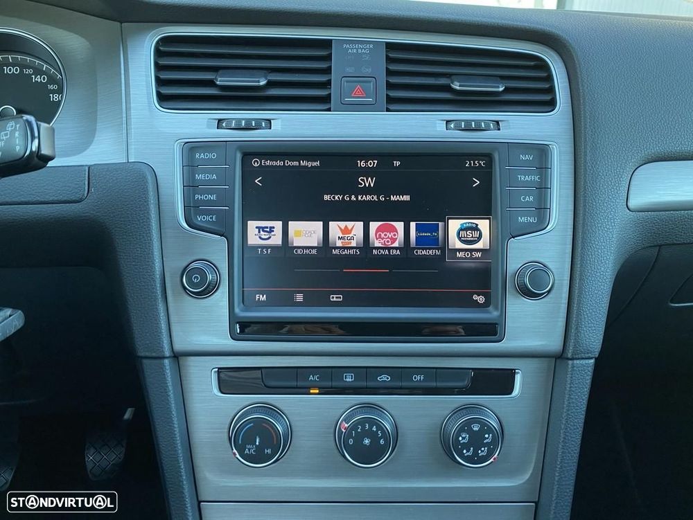 VW Golf Variant 1.6 TDi GPS Edition - 17