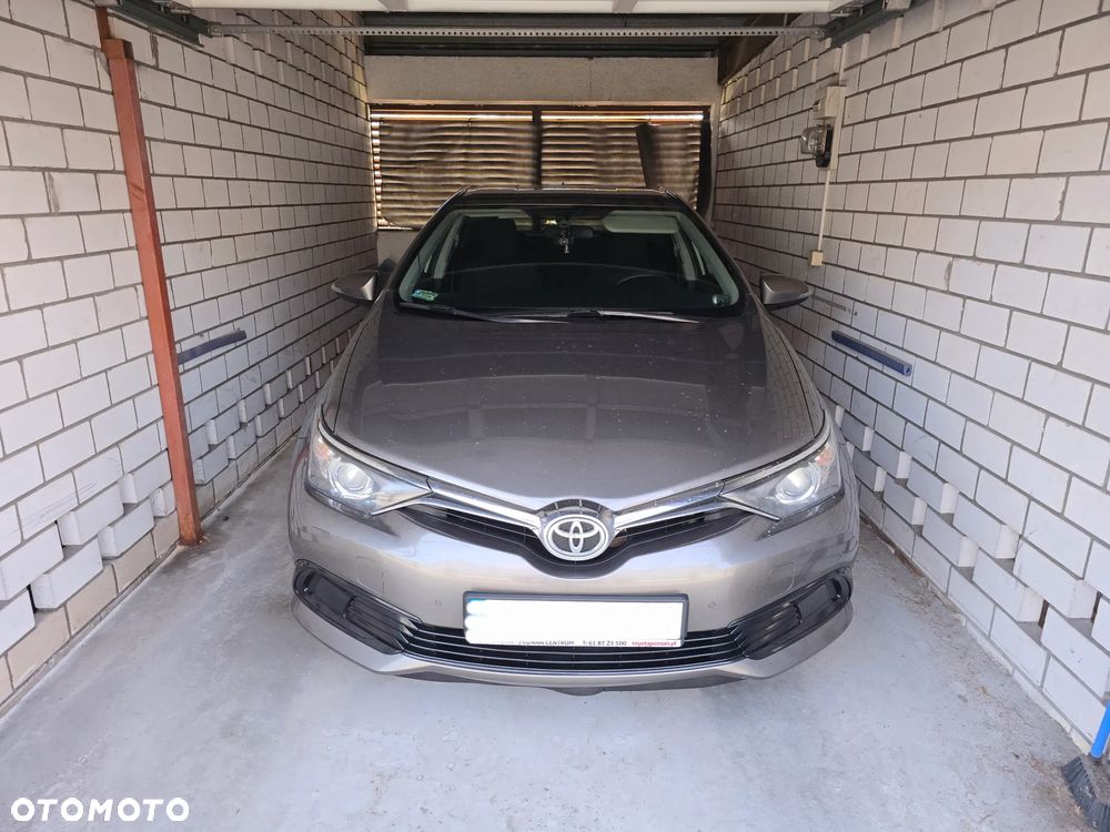 Toyota Auris 1.6 Active - 13