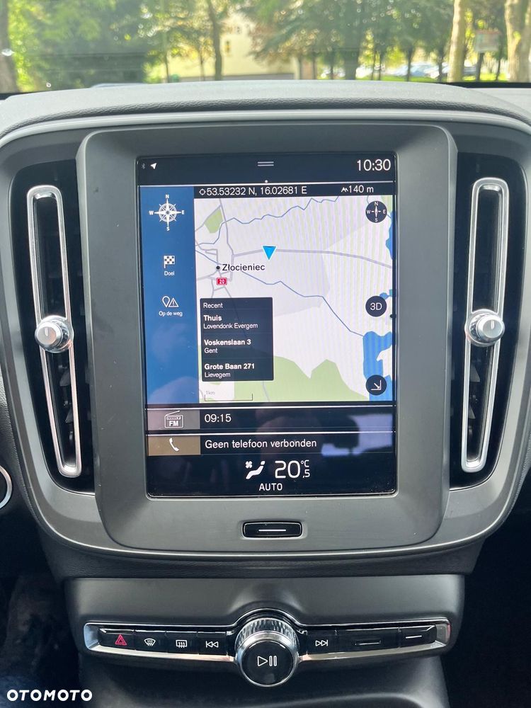 Volvo XC 40 - 18