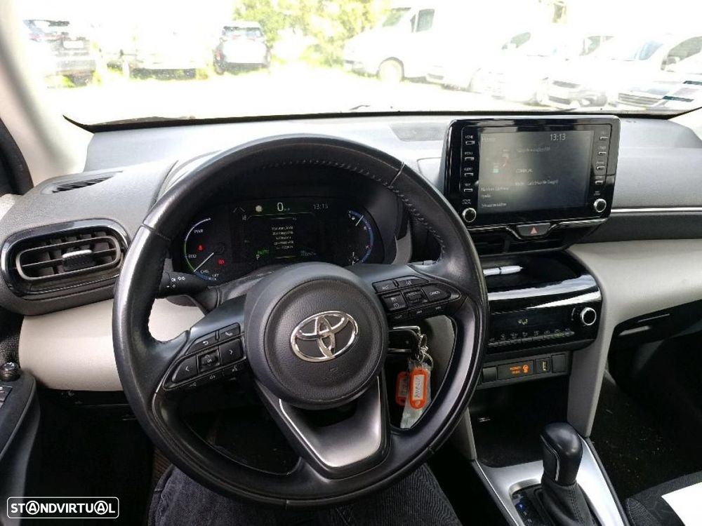 Toyota Yaris Cross 1.5 HDF Comfort - 6