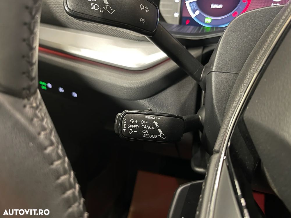 Skoda Octavia 2.0 TDI DSG Style - 24