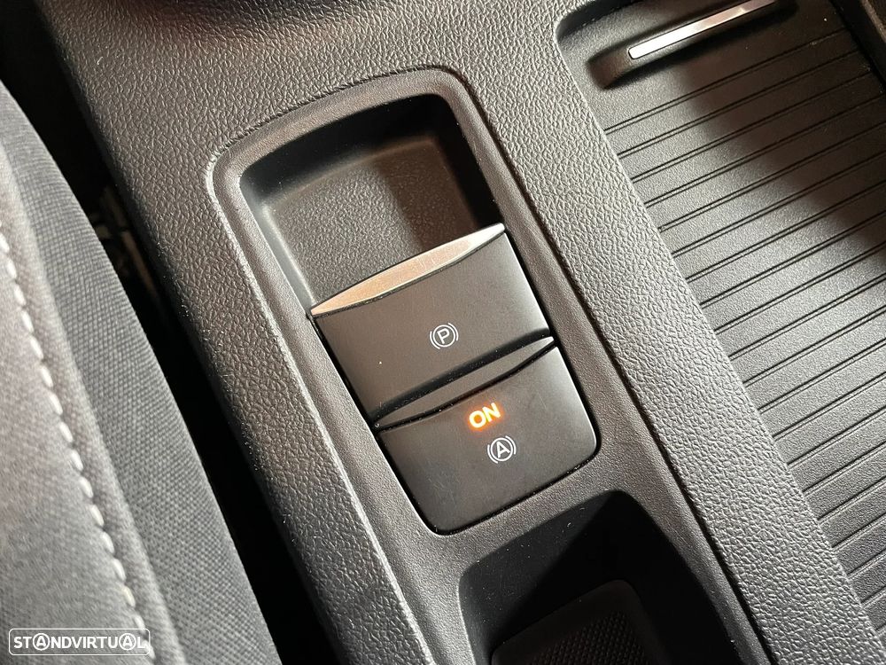 Ford Focus 1.0 EcoBoost S&S ACTIVE DESIGN - 30
