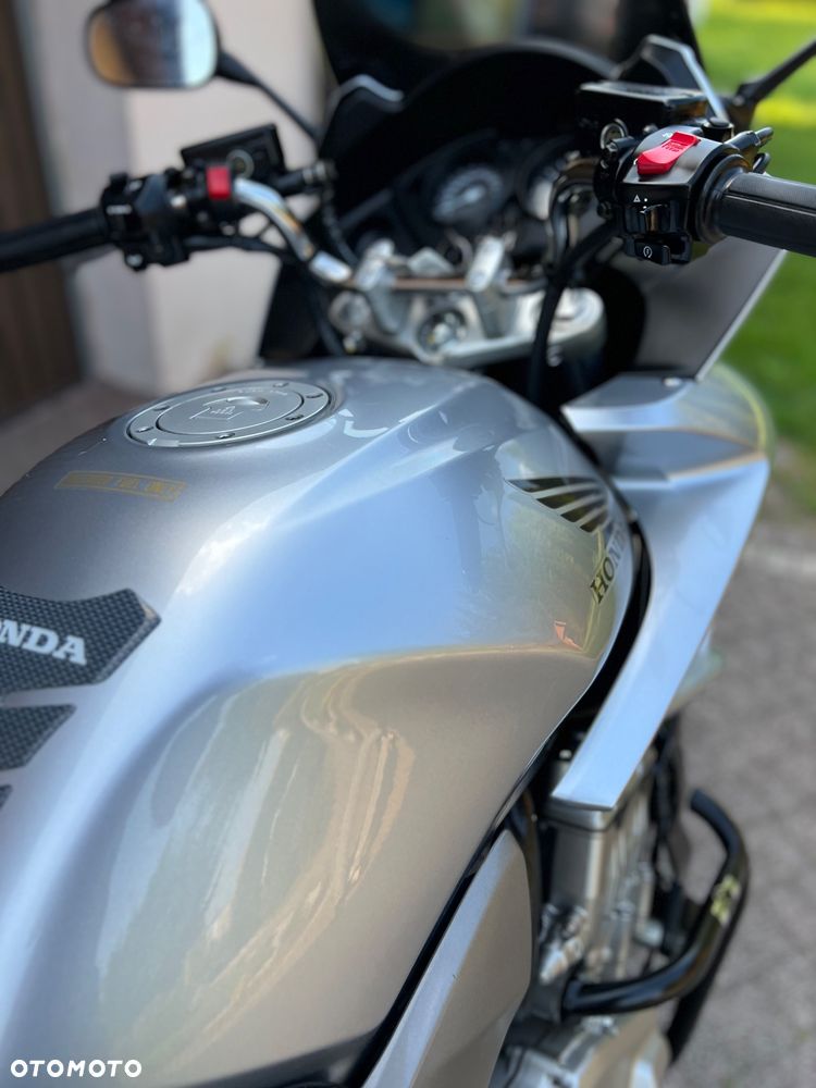 Honda CBF - 15