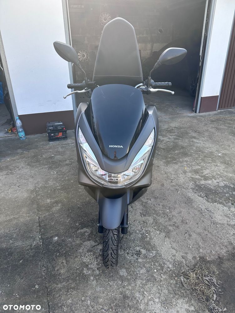 Honda PCX - 1