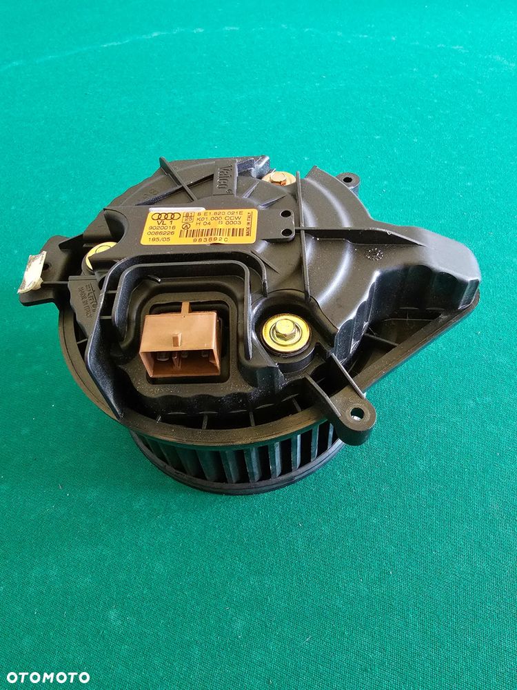 AUDI A4B6 B7 DMUCHAWA 8E1820021E - 1