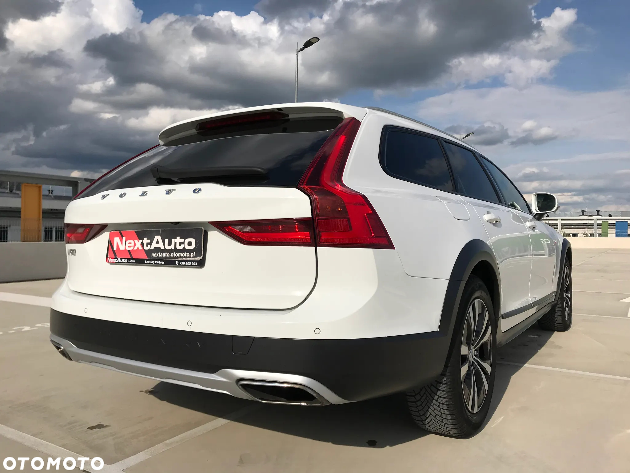 Volvo V90 Cross Country T5 AWD Pro - 7