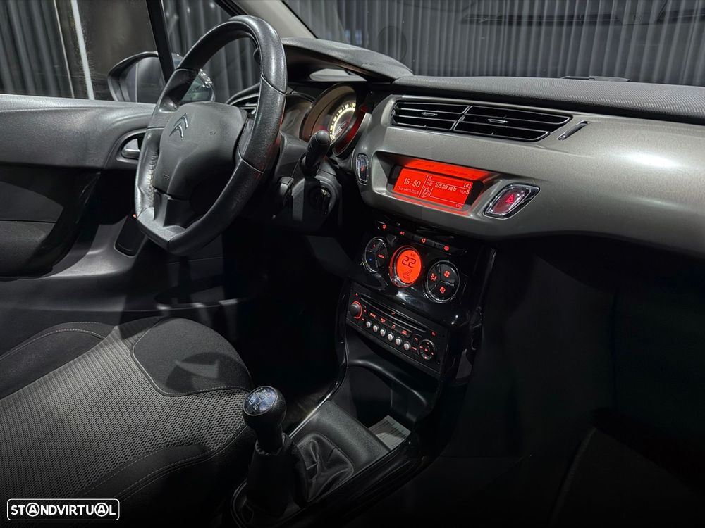 Citroën C3 1.2 VTi Exclusive - 21