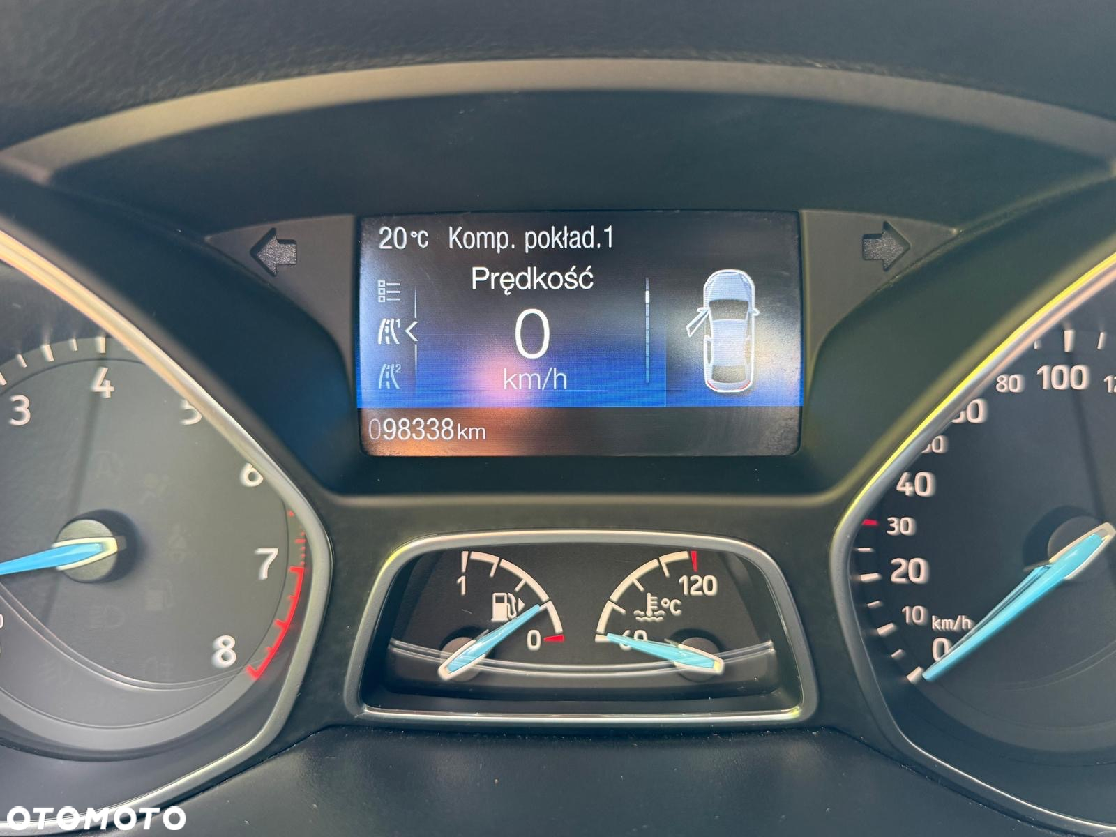 Ford Focus 1.0 EcoBoost Titanium - 16