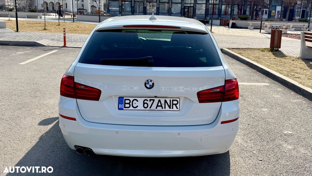 BMW Seria 5 530d xDrive Sport-Aut. Modern Line - 7