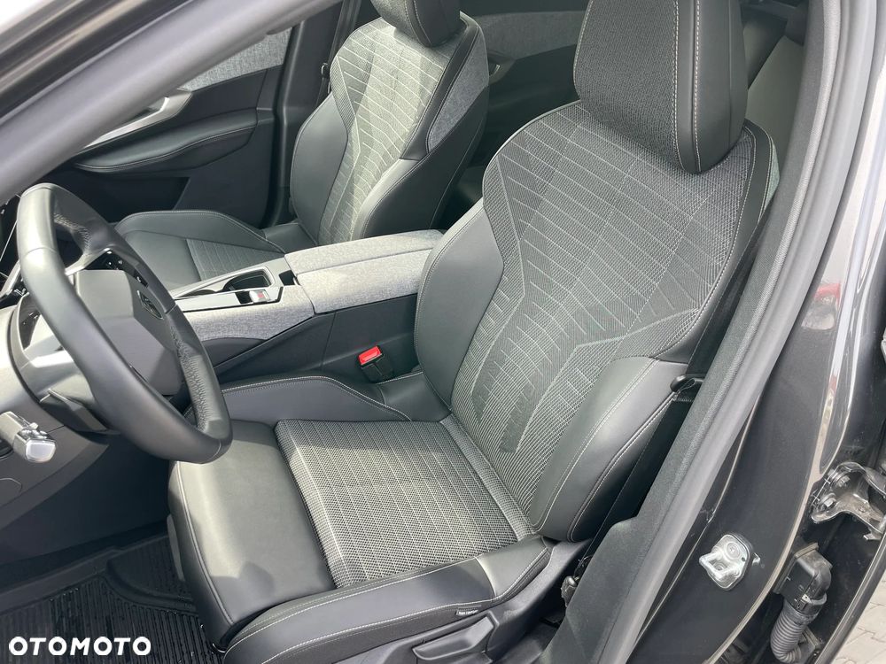 Peugeot 3008 1.2 PureTech mHEV Allure Pack S&S e-DCS6 - 22