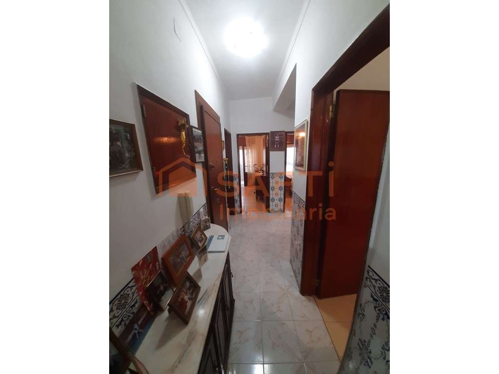 Apartamento T3 impecável no Barreiro - Grande imagem: 4/23