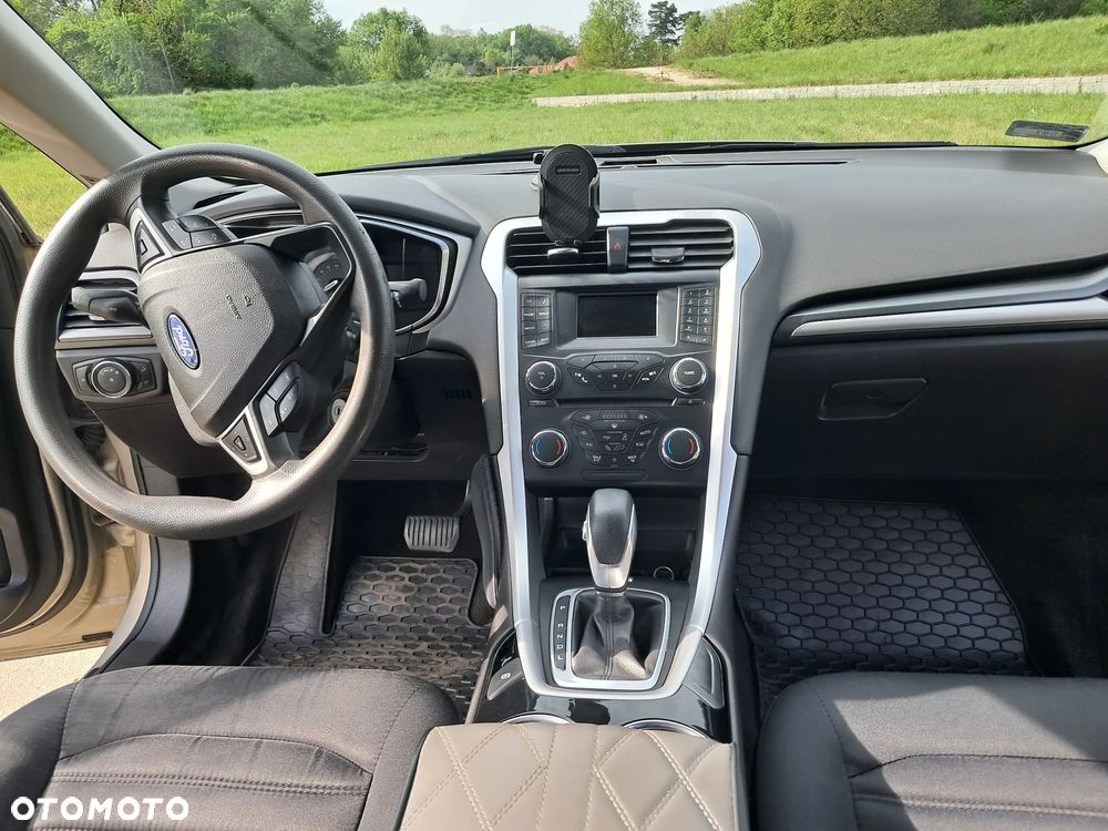 Ford Mondeo - 18