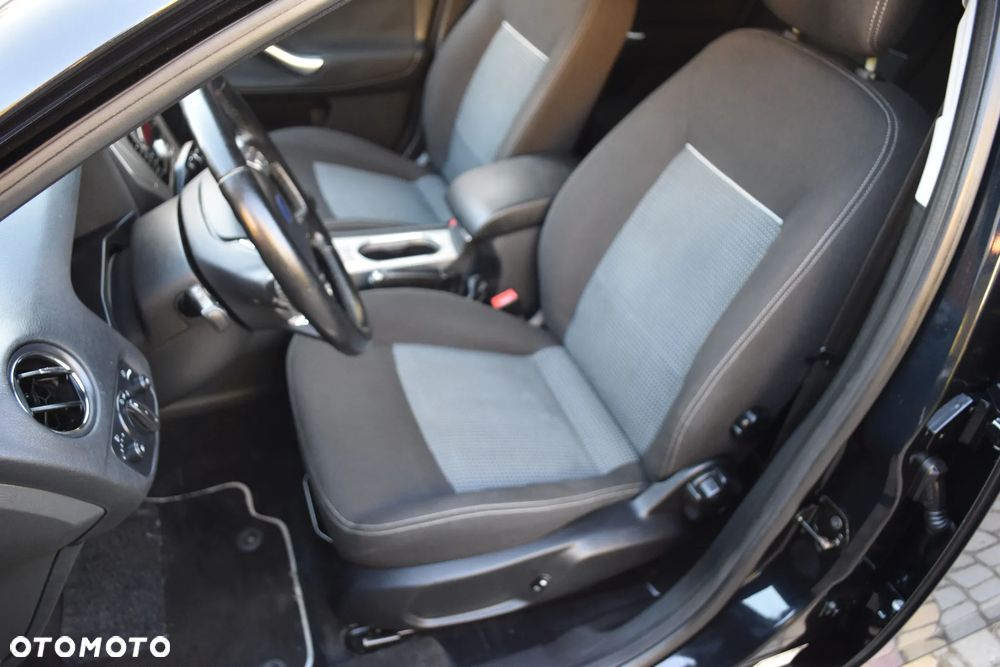 Ford Mondeo 2.0 TDCi Trend - 21