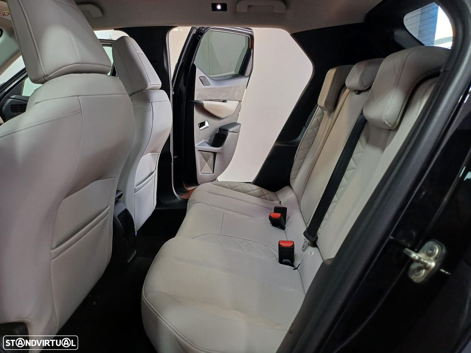 DS DS3 Crossback 1.2 PureTech Rivoli EAT8 - 13
