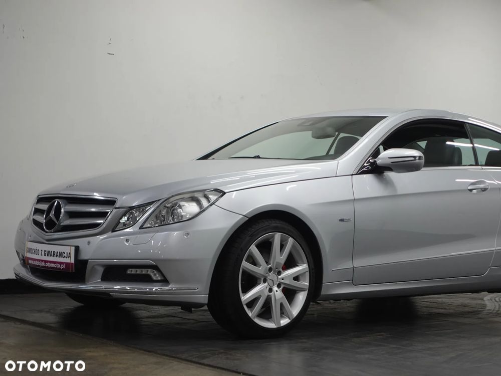 Mercedes-Benz Klasa E 350 CDI DPF BlueEFFICIENCY 7G-TRONIC Avantgarde - 15
