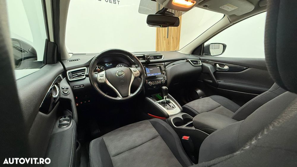 Nissan Qashqai 1.6 DCI Xtronic N-Connecta - 26