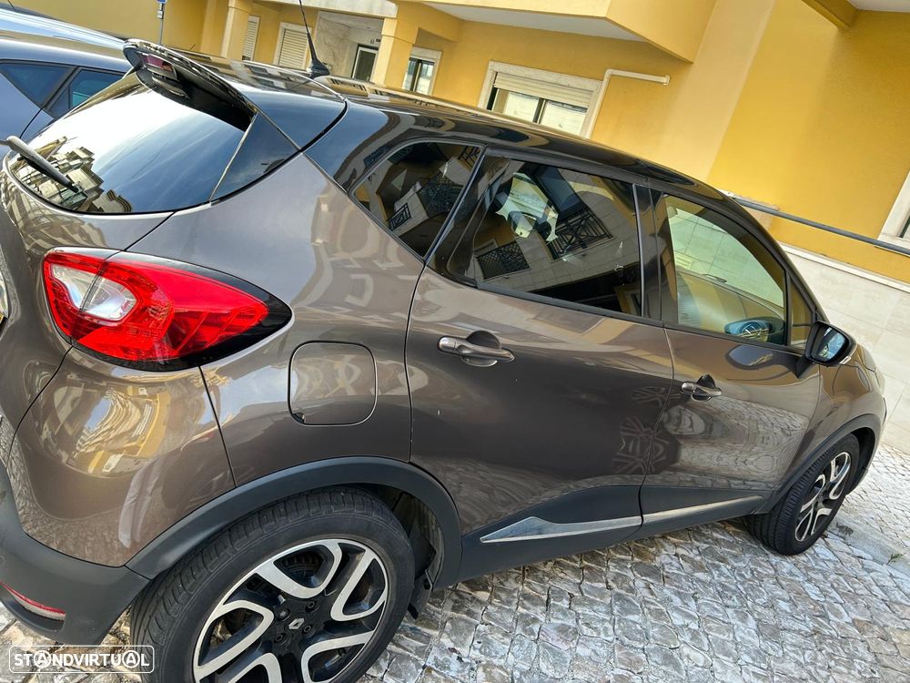 Renault Captur 1.5 dCi Exclusive - 3