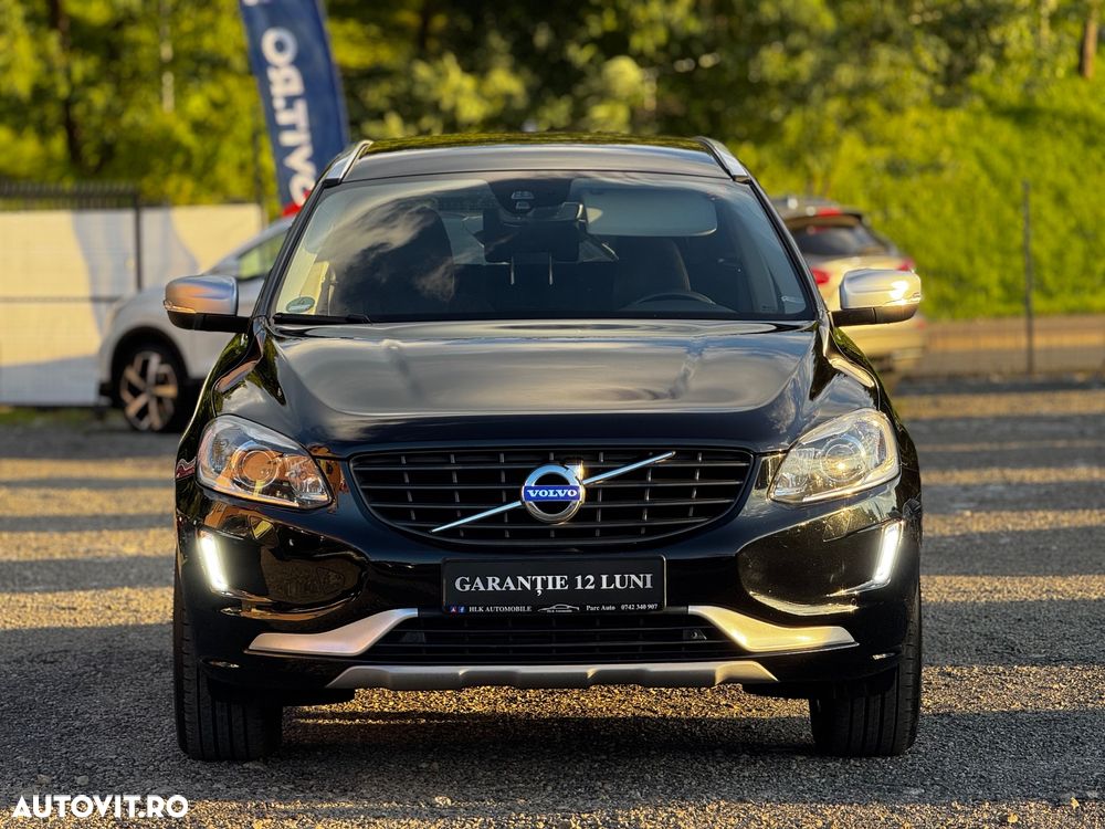 Volvo XC 60 D5 AWD Geartronic Summum - 3
