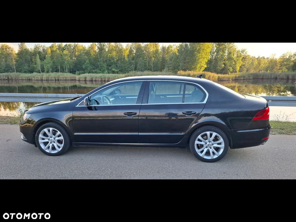 Skoda Superb 2.0 TDI Ambition - 1