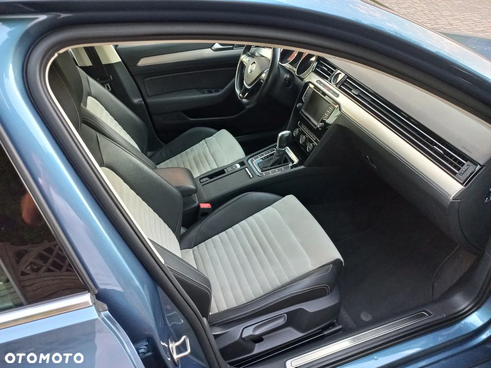 Volkswagen Passat 2.0 TDI BMT Highline DSG - 9