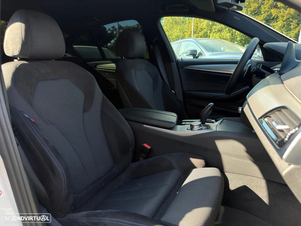 BMW 520 d Pack M Auto - 23