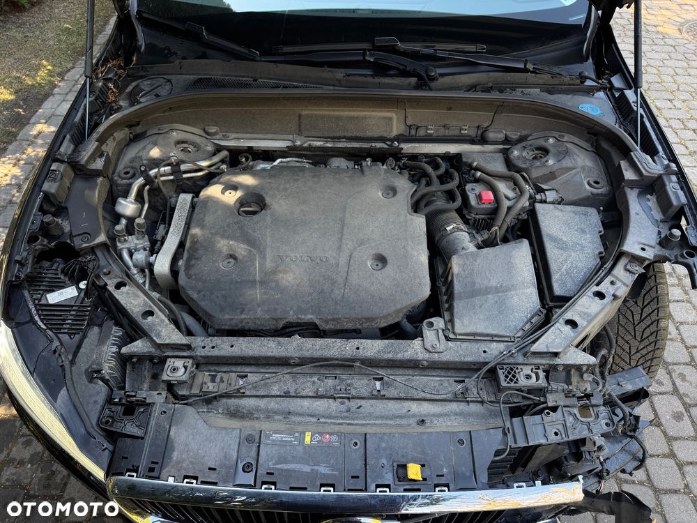 Volvo XC 60 D4 AWD Momentum - 9