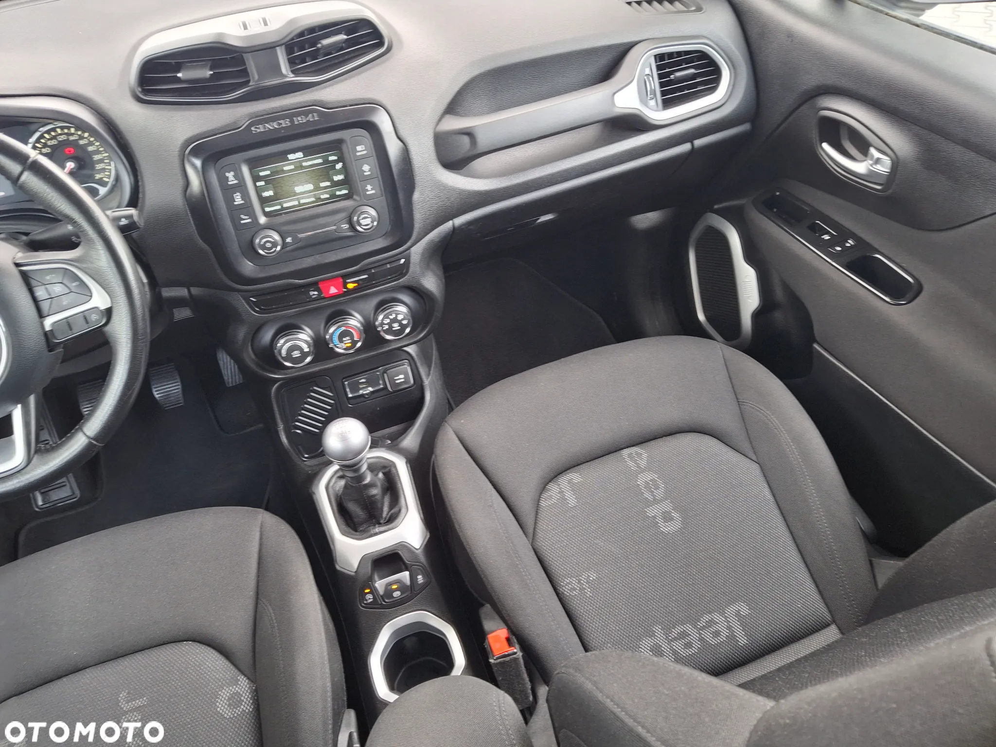 Jeep Renegade 1.4 MultiAir Longitude - 14