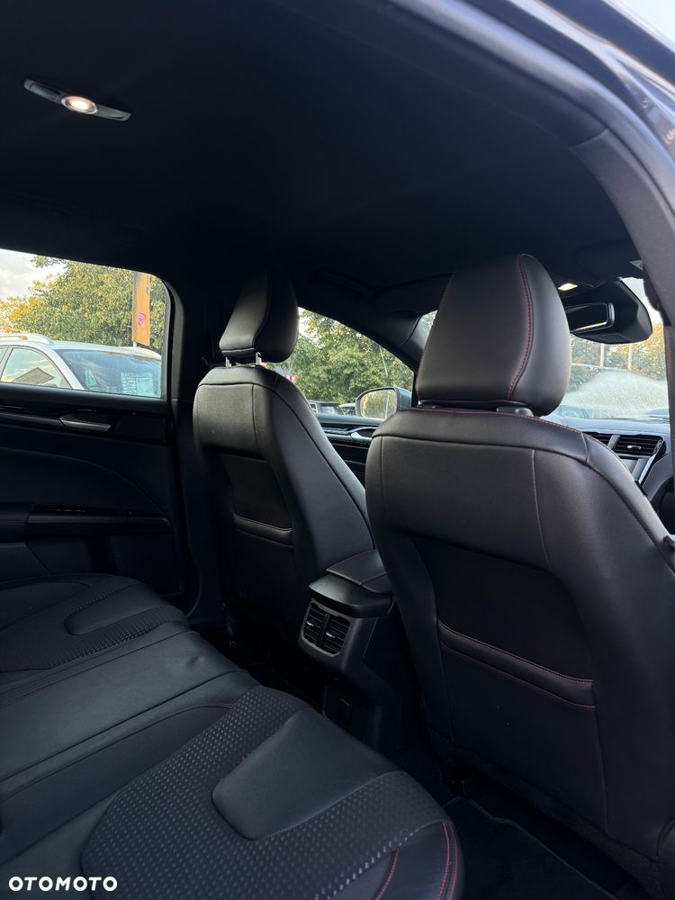 Ford Mondeo - 19